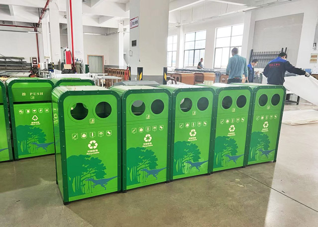 苏冠完成常州某小区果壳箱交付